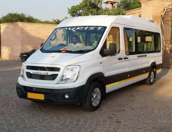 9 Seater Urbania