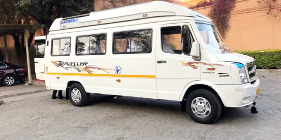9 Seater Urbania
